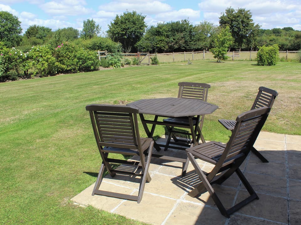 Sitting-out-area | Castle House Cottage, Horton, near Wimborne