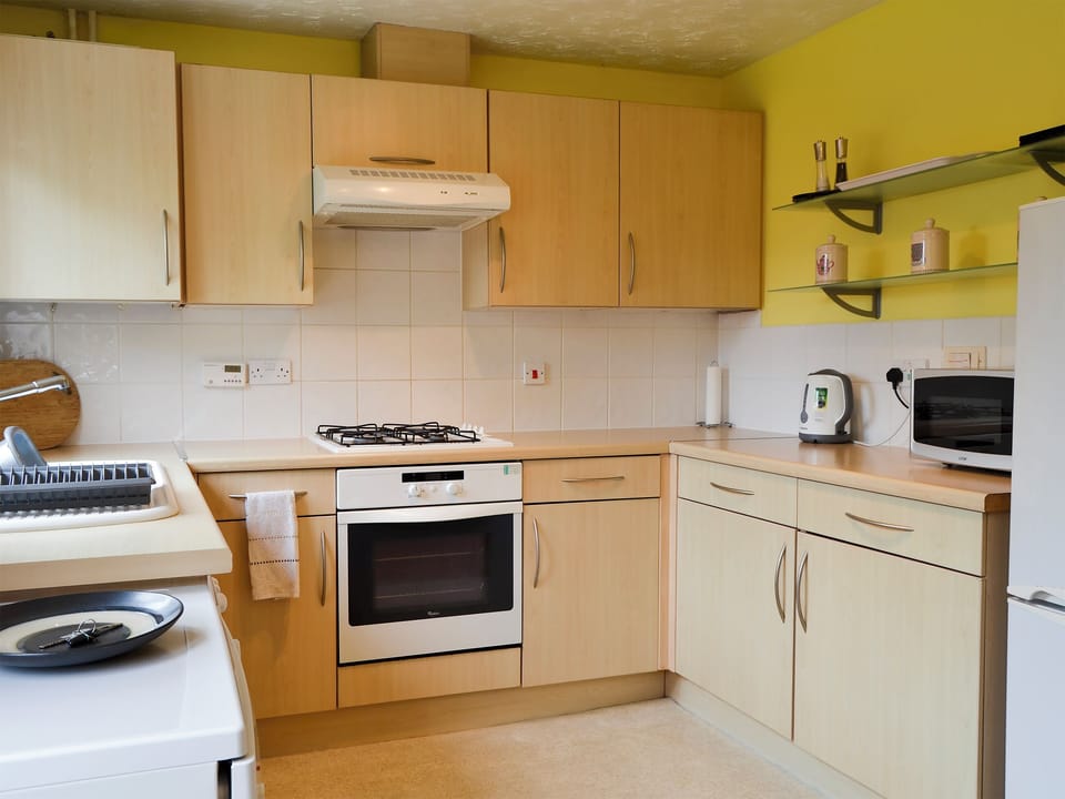 Kitchen area | Marina View, East Cowes
