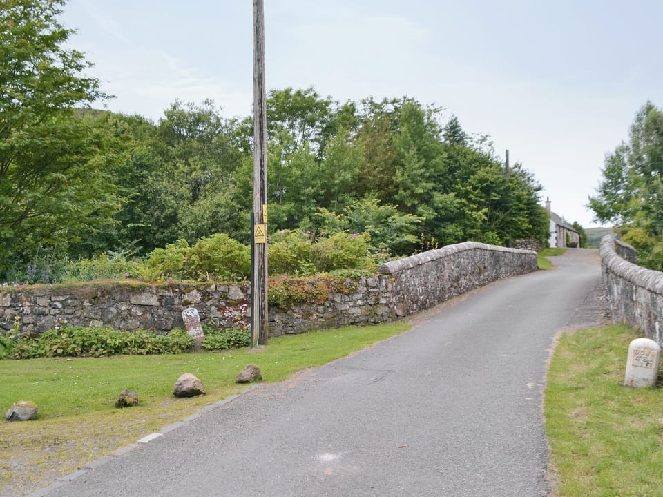 Access to property | Old Stones Cottage, Burnfoot near Gleneagles
