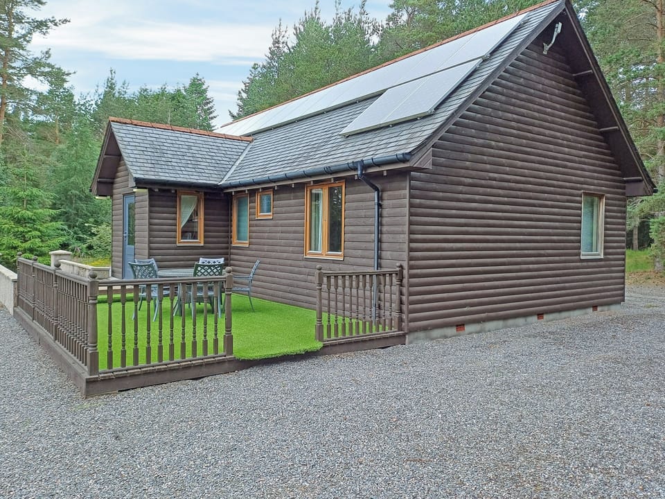 Lovely detached holiday lodge | Park Lodge - Birchland, Strachan, near Banchory
