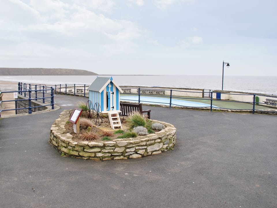 Surrounding area | The Landings - Apartment 5, Filey