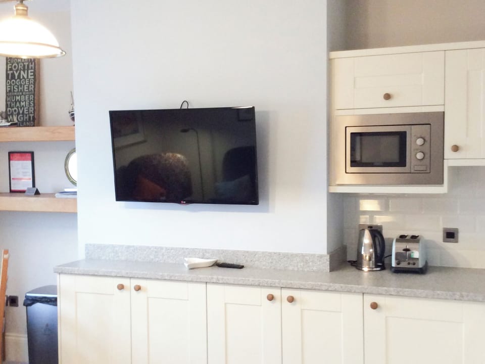 Kitchen | Apartment 5 - The Landings, Filey