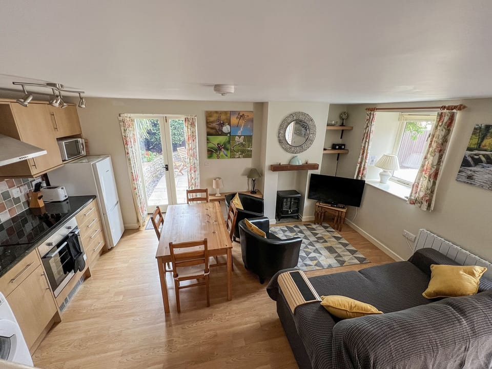 Open plan living space | Dragonfly 2 - Dragonfly Barn, North Newton