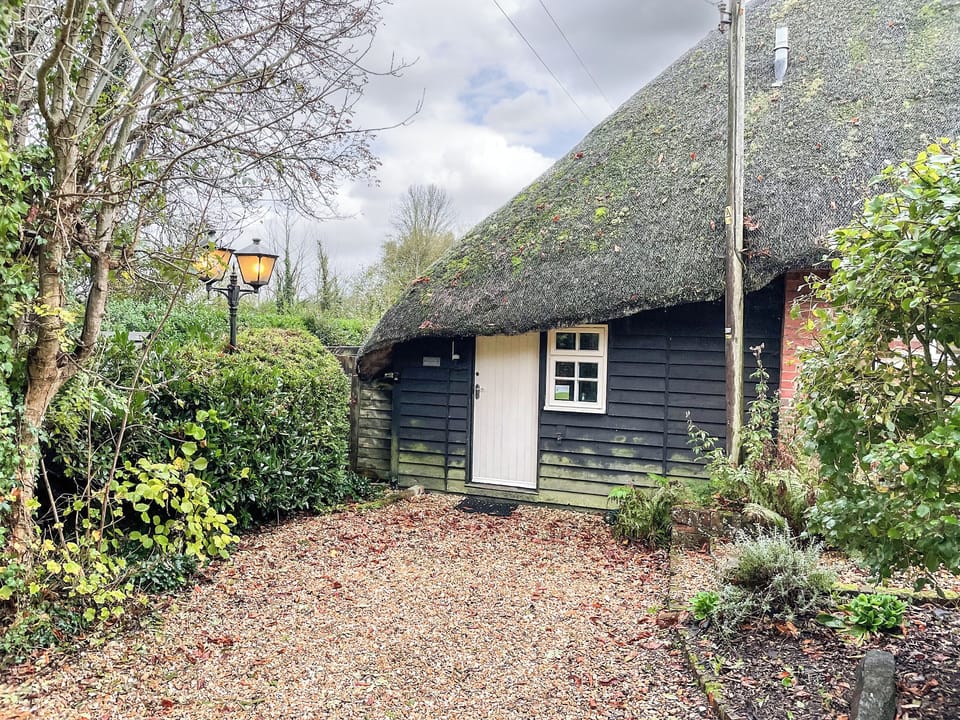 Exterior | The Old Post Office - The Wheelwrights Post, Burgate, near Fordingbridge