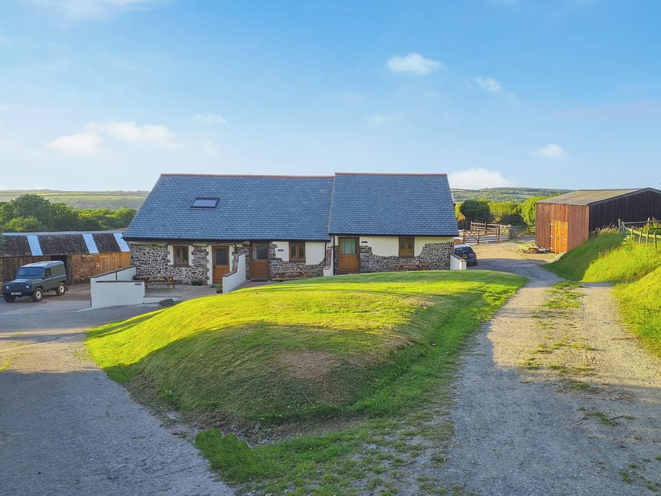 Exterior | Hawthorn - Netherton Farm, Hartland, near Bideford