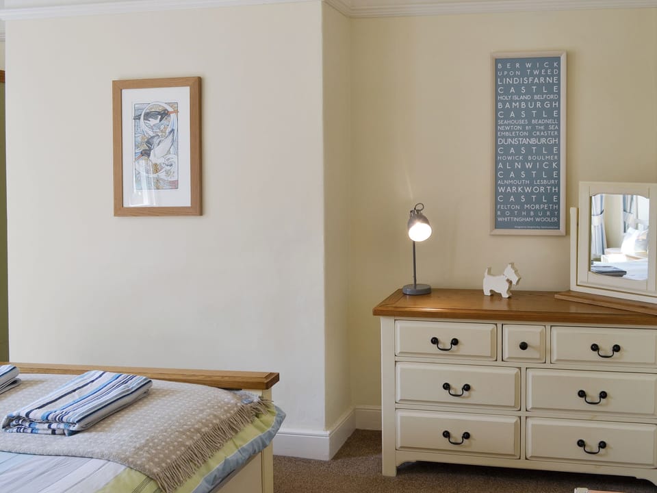 Good-sized double bedroom | Grosvenor Cottage, Alnmouth