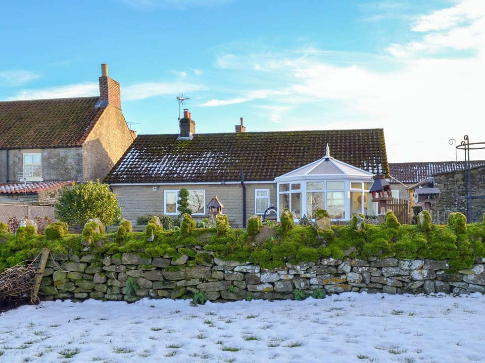Large garden with sitting-out area and garden furn | Horcum View, Lockton, near Pickering
