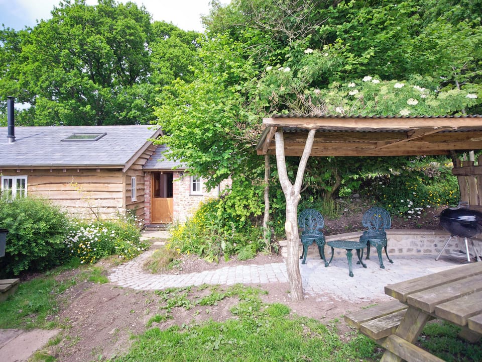 Sitting-out-area | Brimble Cottage, Axminster, nr. Lyme Regis