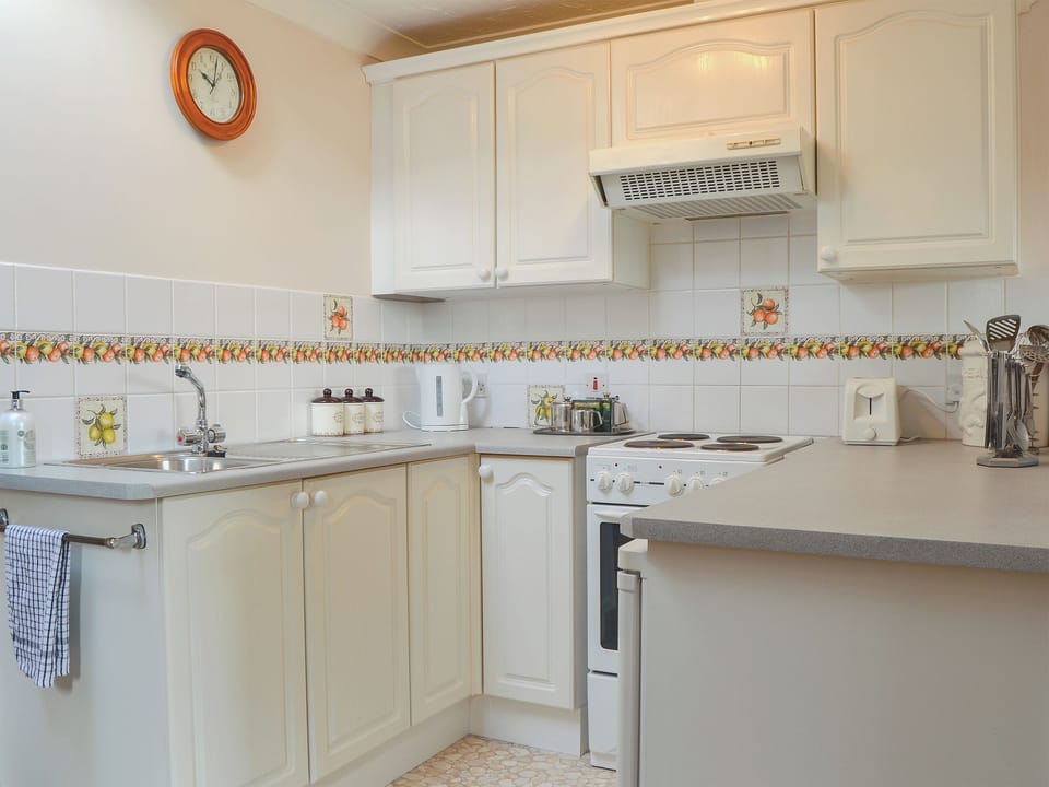 Well equipped kitchen area | The Annexe, Apse Heath, near Shanklin
