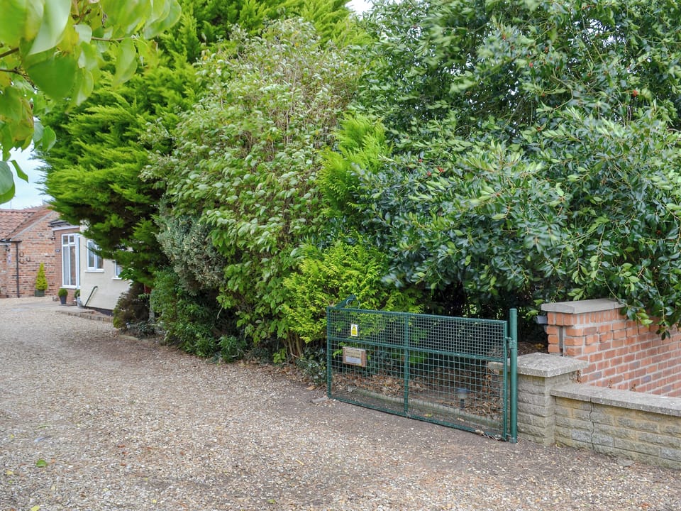 Driveway | The Forge, Tumby Woodside