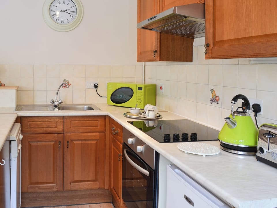 Kitchen | Sleepy Fox Cottage - Fox and Rabbit Holiday Cottages, Lockton, near Pickering