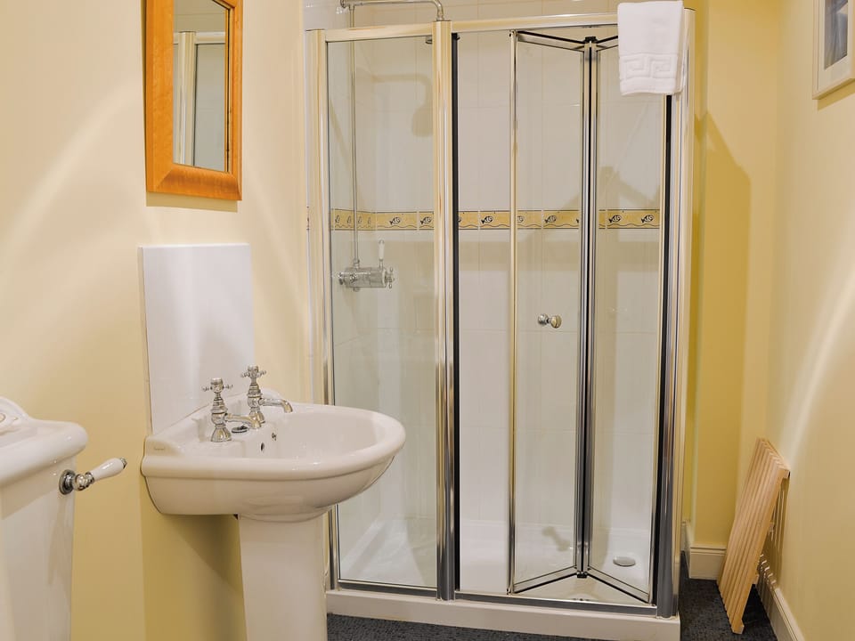 Shower room | Haugh House, Aberlour