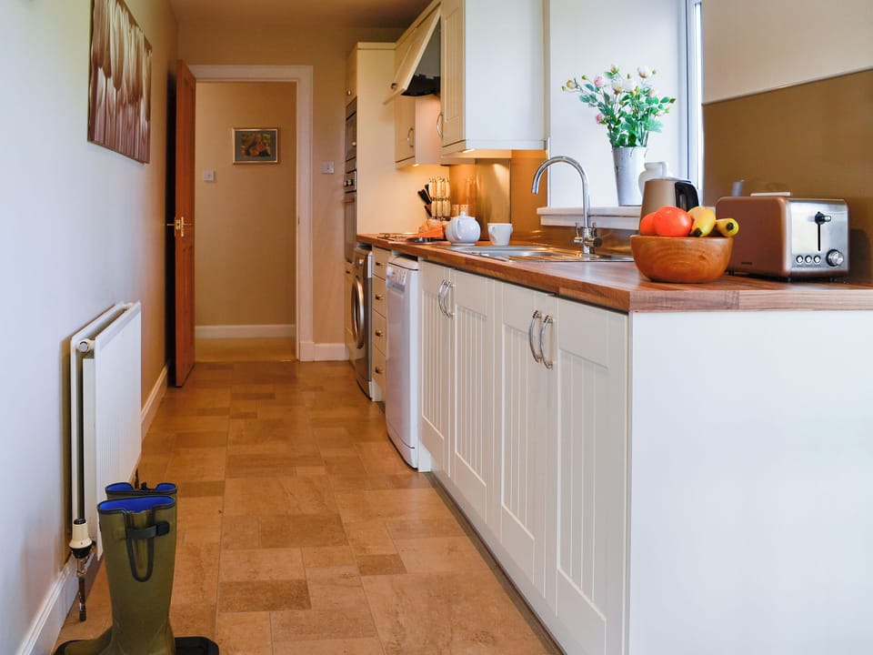 Kitchen | High Kirkland Holiday Cottages: The Byre - High Kirkland Holiday Cottages, Kirkcudbright