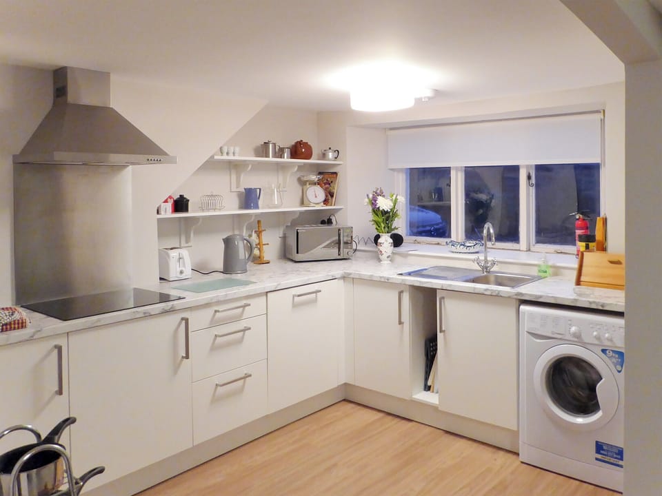 Well equipped kitchen | The White House, Moulin, Pitlochry