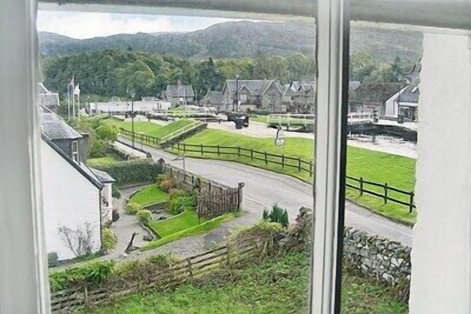 The Old Lock House Apartments - Lock Side, Fort Augustus