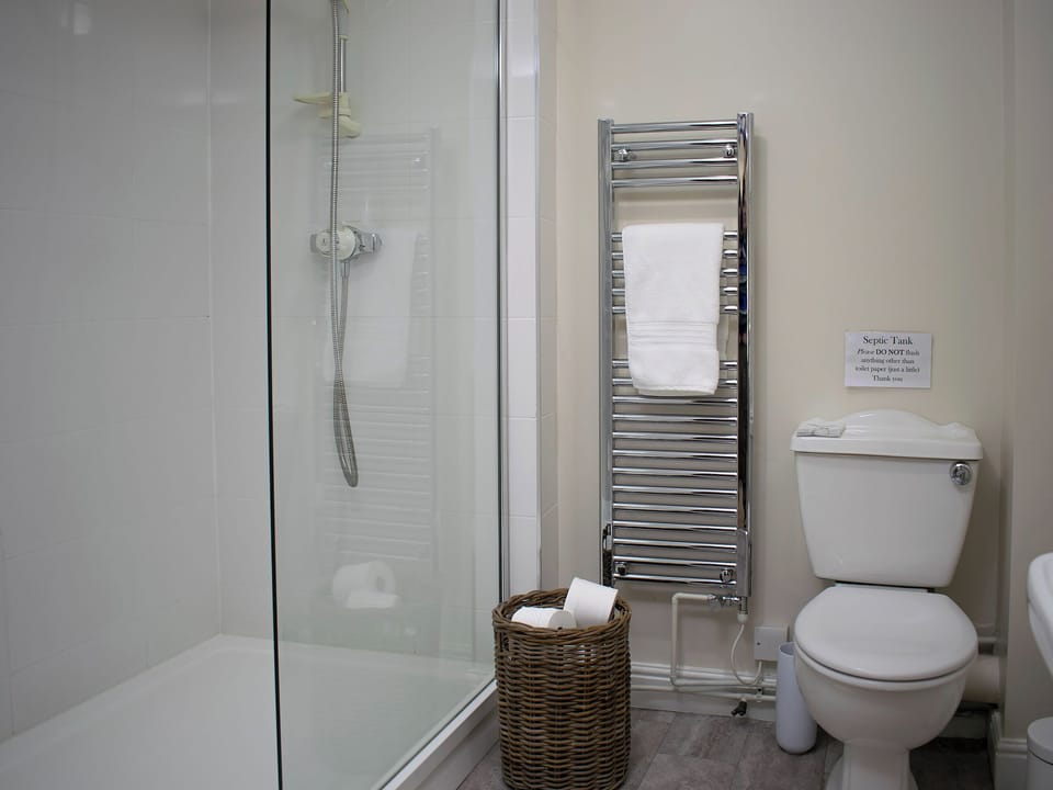 En-suite | Whitehouse Farm Barn, Heathcote, near Hartington