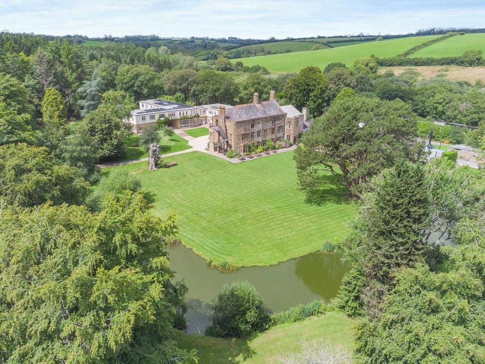 Garden and grounds | Hooke Court, Hooke, near Beaminster