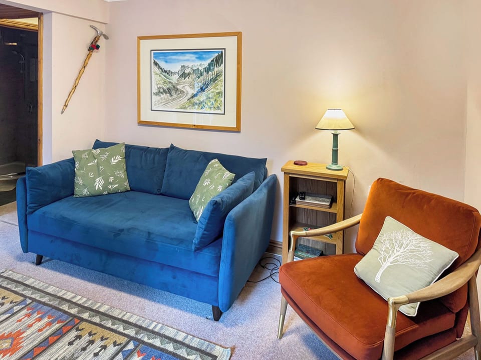 Double bedroom | Greta Side Court Apartments no 2 - Greta Side Court Apartments, Keswick