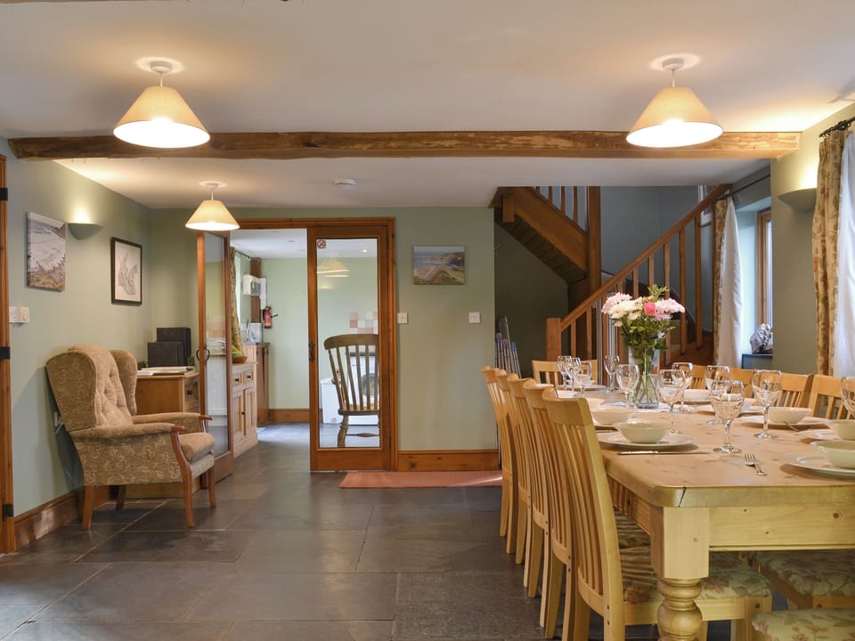 Attractive dining room | Speke&rsquo;s Retreat - Spekes Valley Holidays, Hartland