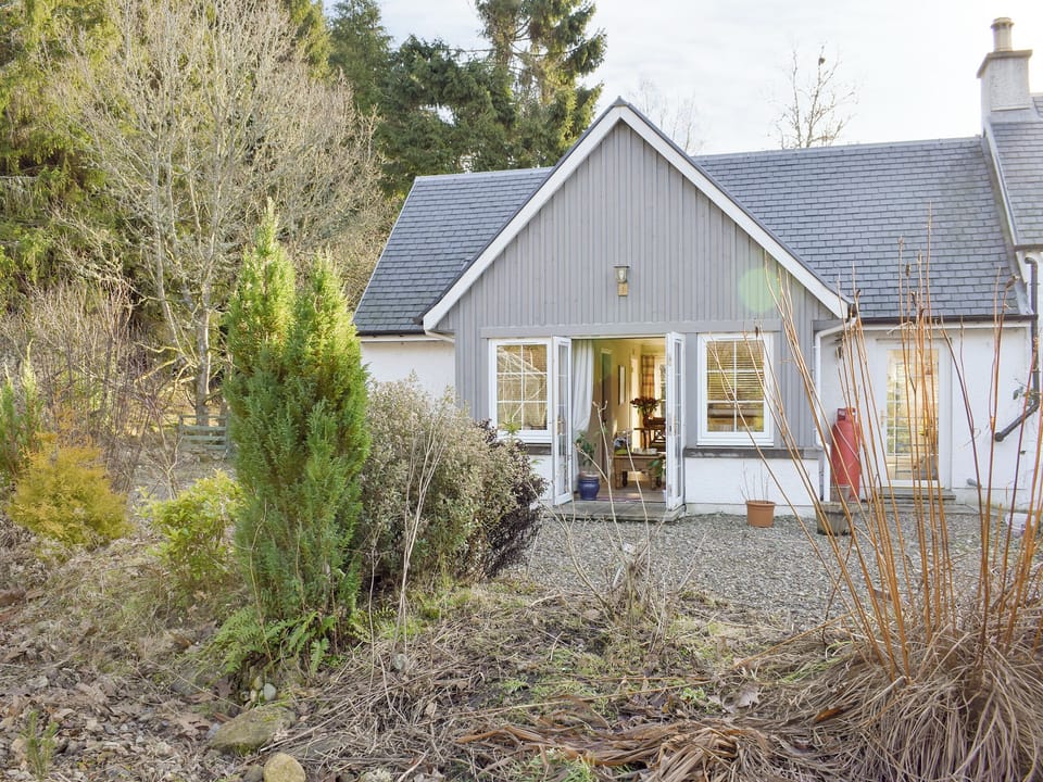 Delightful holiday home | The But &rsquo;n&rsquo; Ben - Hatton Cottages, Dunkeld, near Pitlochry