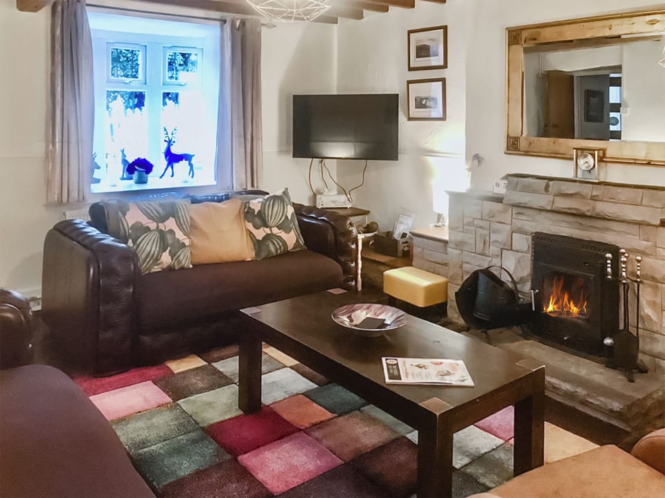 Twin bedroom | Bryn Euryn Cottage, Rhos-on-Sea, nr. Colwyn Bay