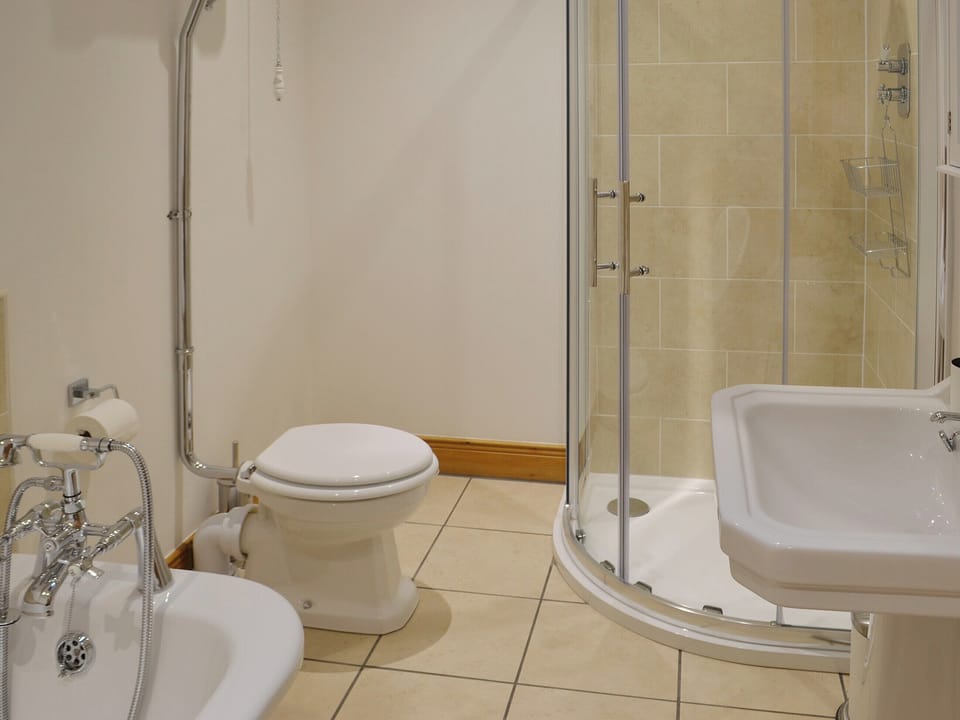 En-suite | The Byres, Tarset near Bellingham & Kielder