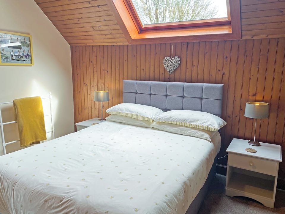 Comfortable double bed | Kirnan Cottage, Kilmichael Glassary, near Lochgilphead