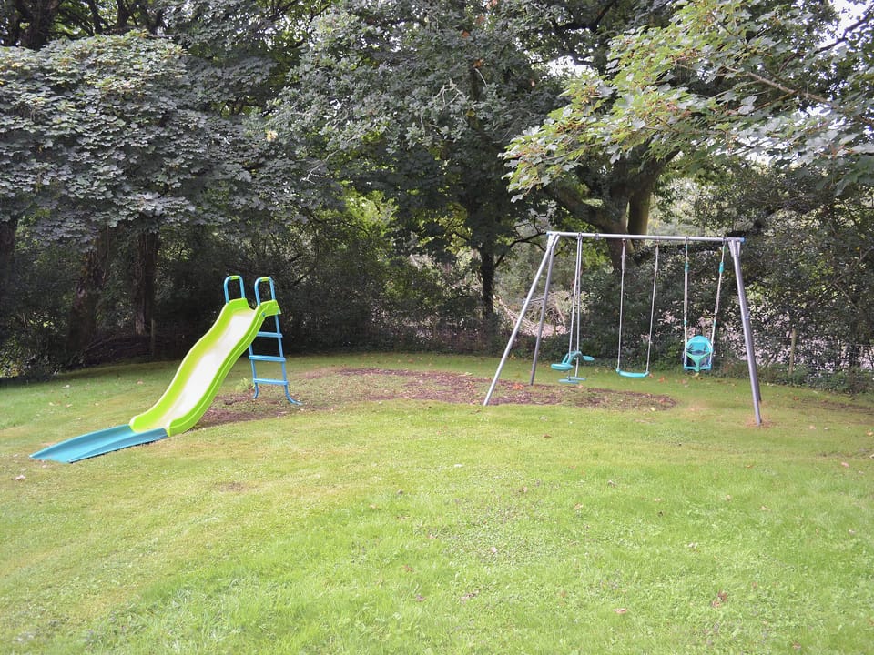 Children&rsquo;s Play Area | Sunrise, Sunny Skies, Little Crugwallins -Summer Breeze - Little Crugwallins, St Austell