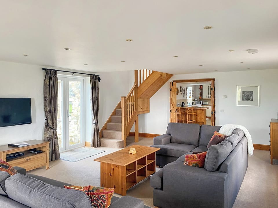 Living area | Sgubor Wennol Ty Du, Llannor, near Pwllheli