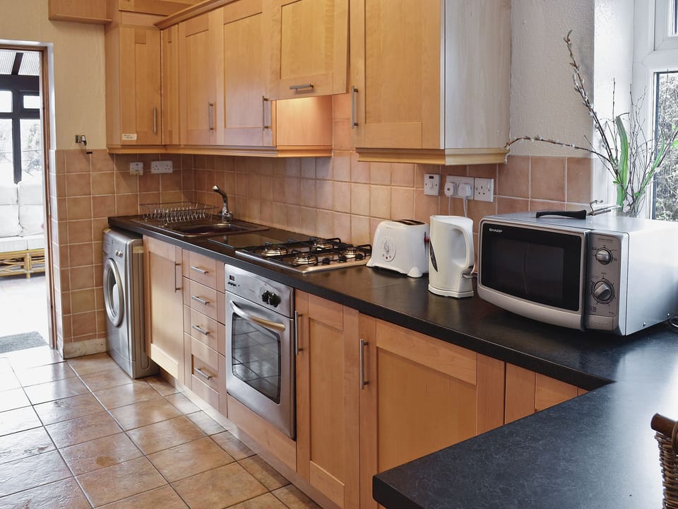 Kitchen | Maesmor, Bala