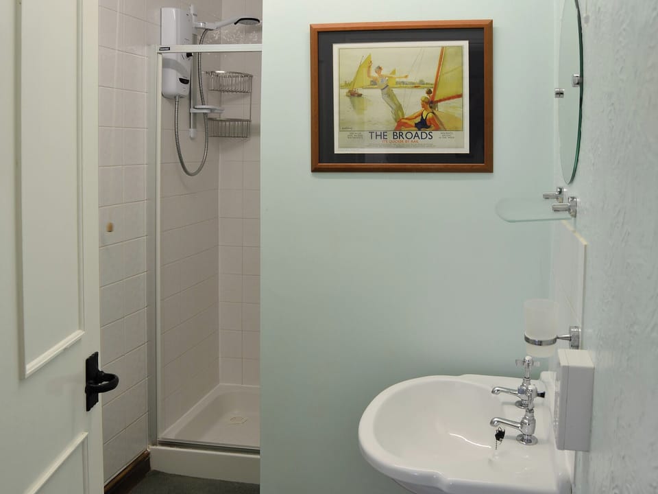 Shower room with wc | The Studio, Hickling