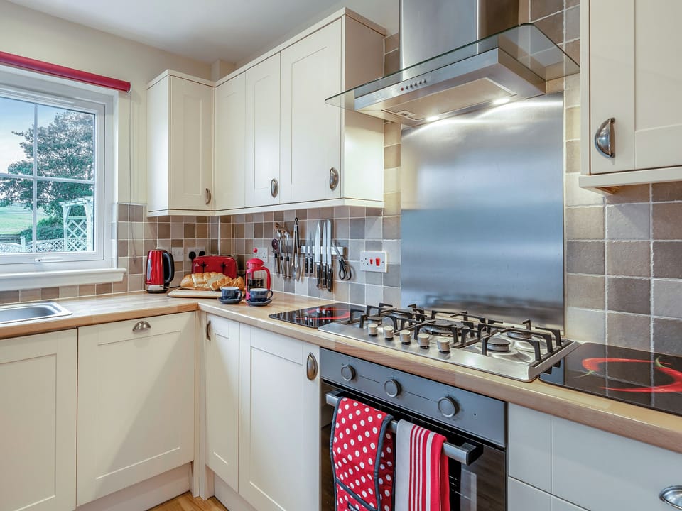 Kitchen/diner | Osprey Hideways - Barn Owl Cottage - Osprey Hideaways, Stirling