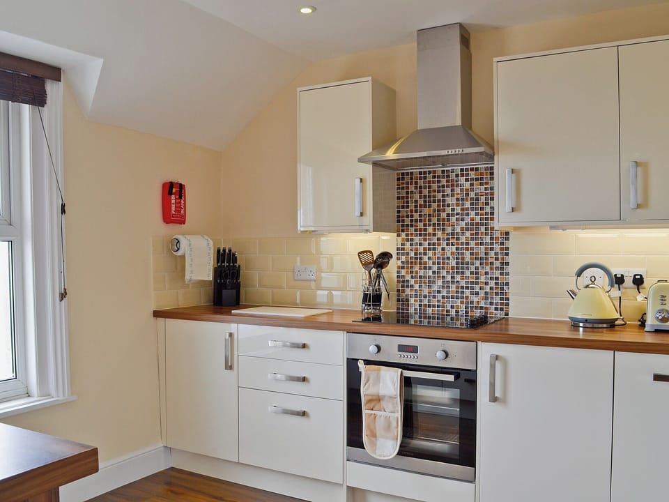 Kitchen | Reef Apartments - Nemo, Sandown