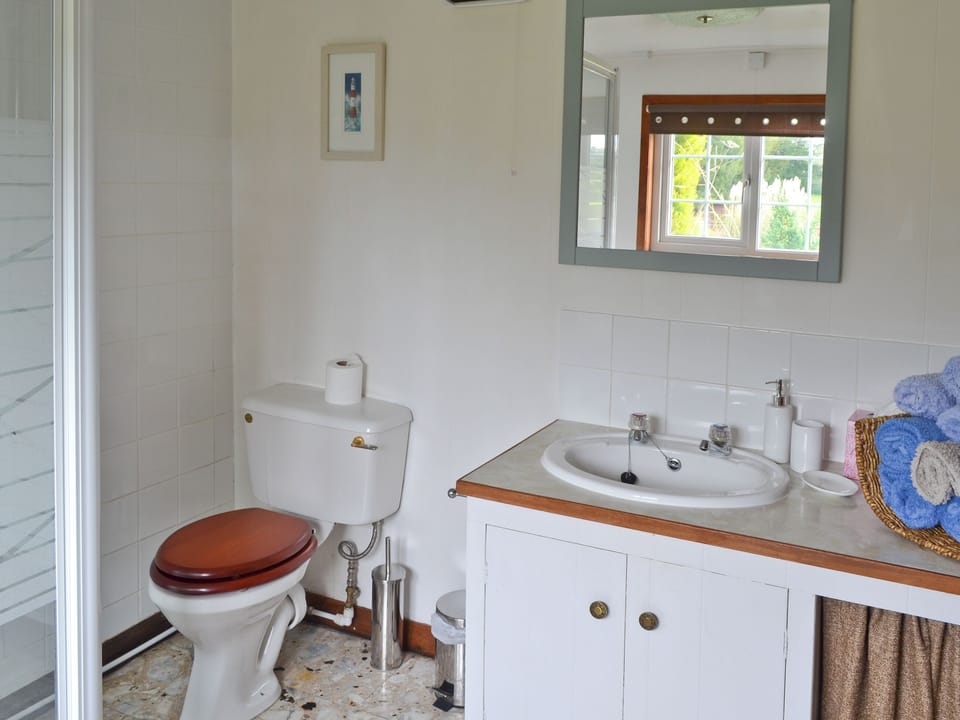 Shower room | Summer House, St Asaph