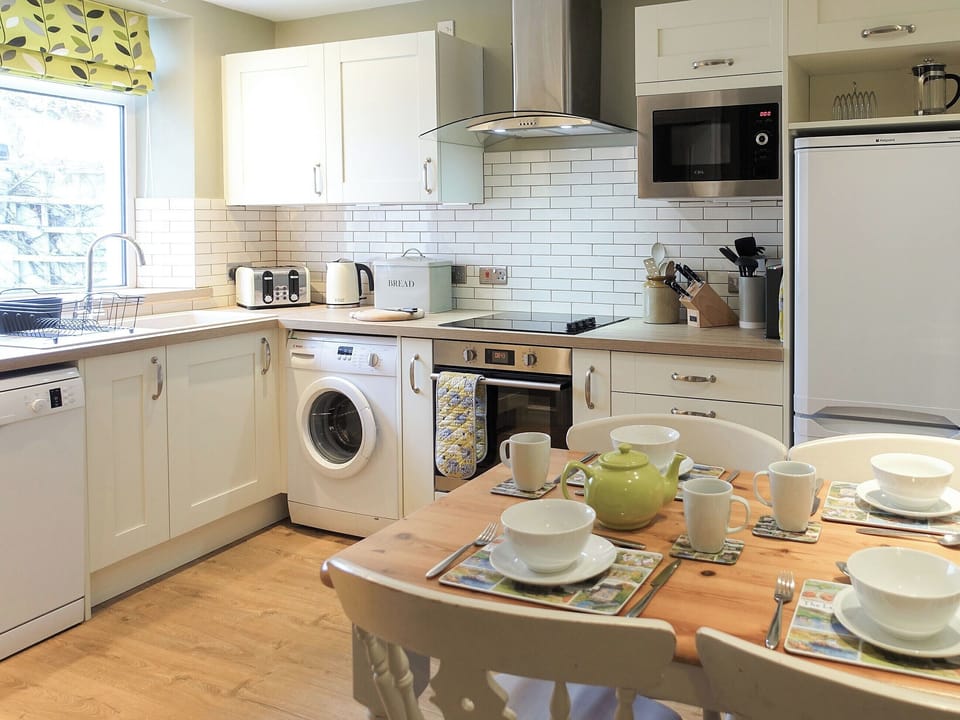 Spacious kitchen dining room | Hastings, Keswick