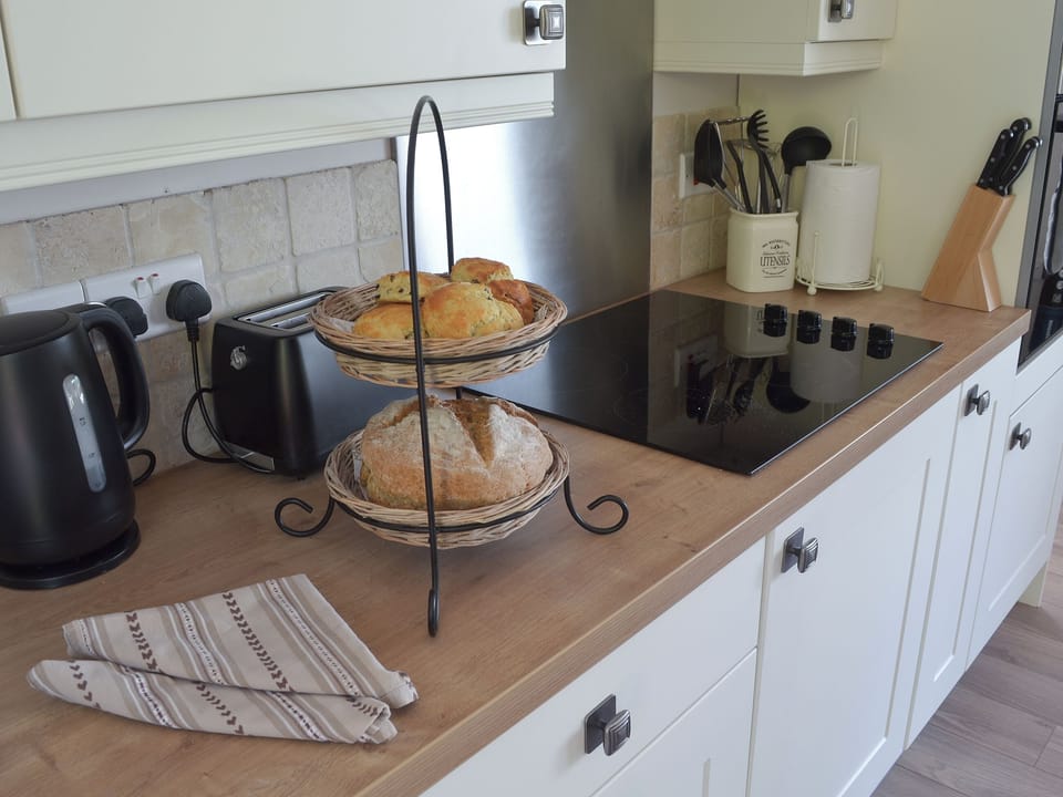 Kitchen | Beehive Cottage, Bodfari, near Denbigh