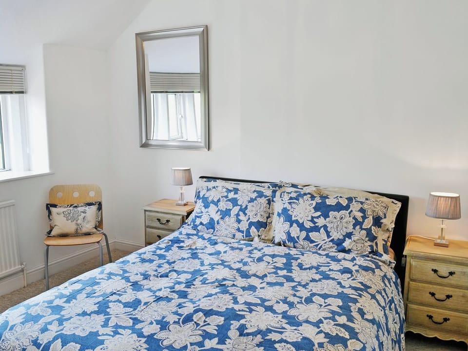 Twin bedroom | Tree Tops, Youlgreave near Bakewell