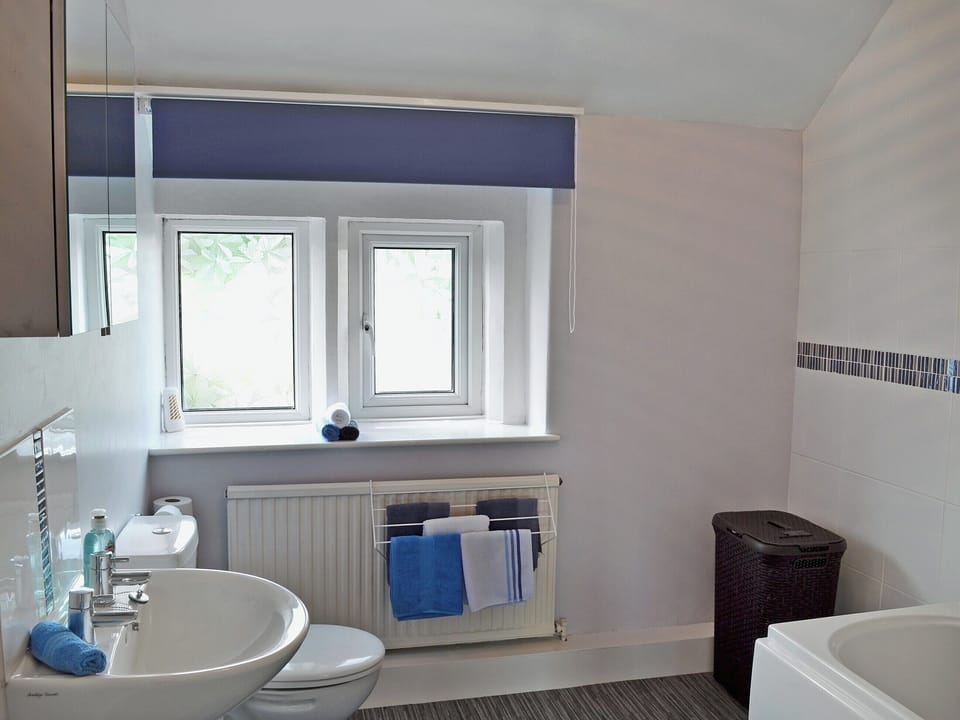 Double bedroom | Tree Tops, Youlgreave near Bakewell