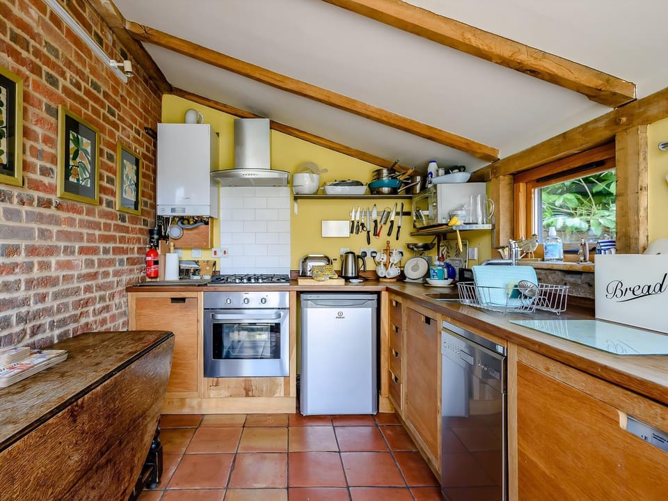 Kitchen/diner | The Old Bike Shop, Brockdish, near Harleston