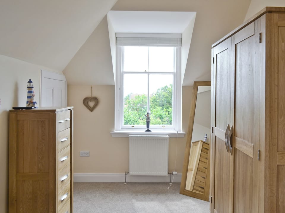 Twin bedroom | Hedderwick House, Pittenweem near Anstruther