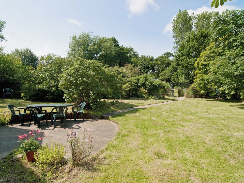 Garden | Field Cottage, Sudbourne, nr. Orford