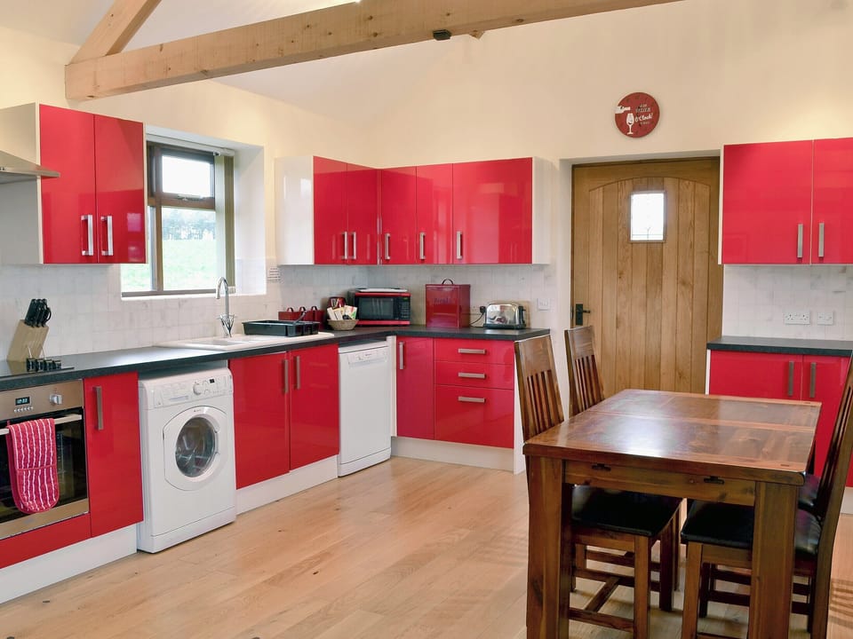 Well presented kitchen/ dining area | Haddock&rsquo;s Nook, Aldwark, near Alne