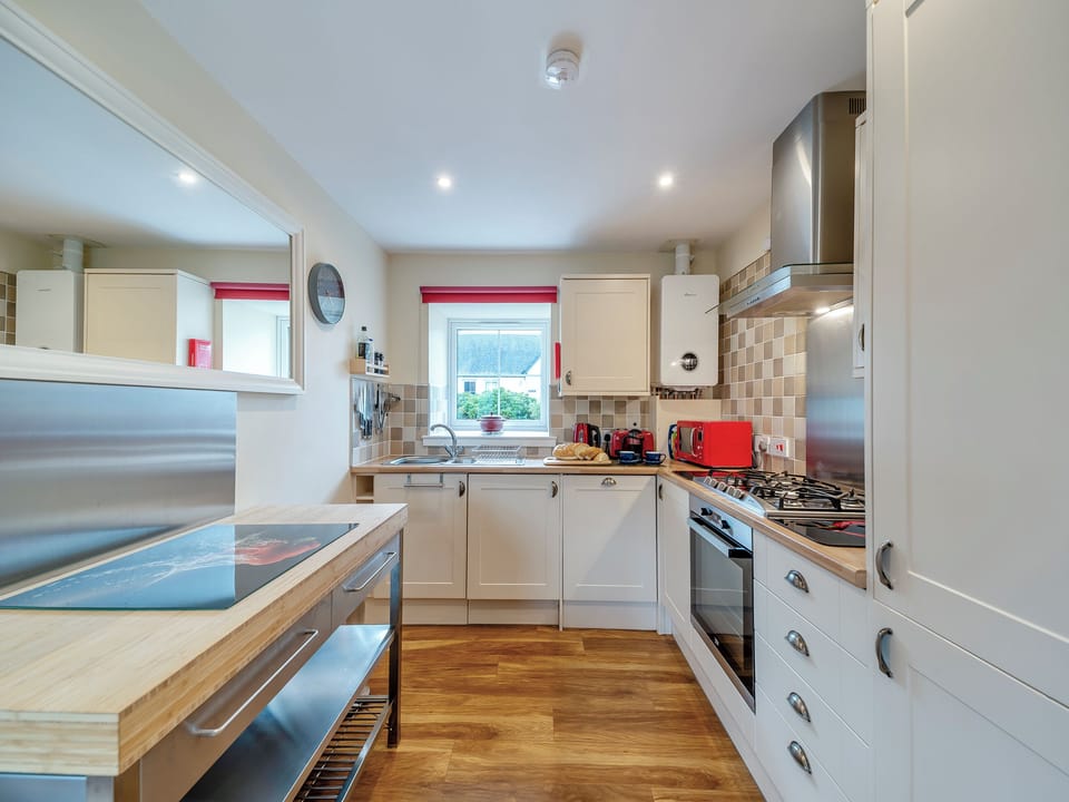 Kitchen | Peregrine Cottage - Osprey Hideaways, Stirling