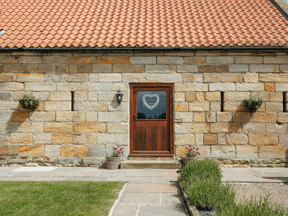 A warm welcome at the front door | Mortar Barn, Sneatonthorpe, near Whitby