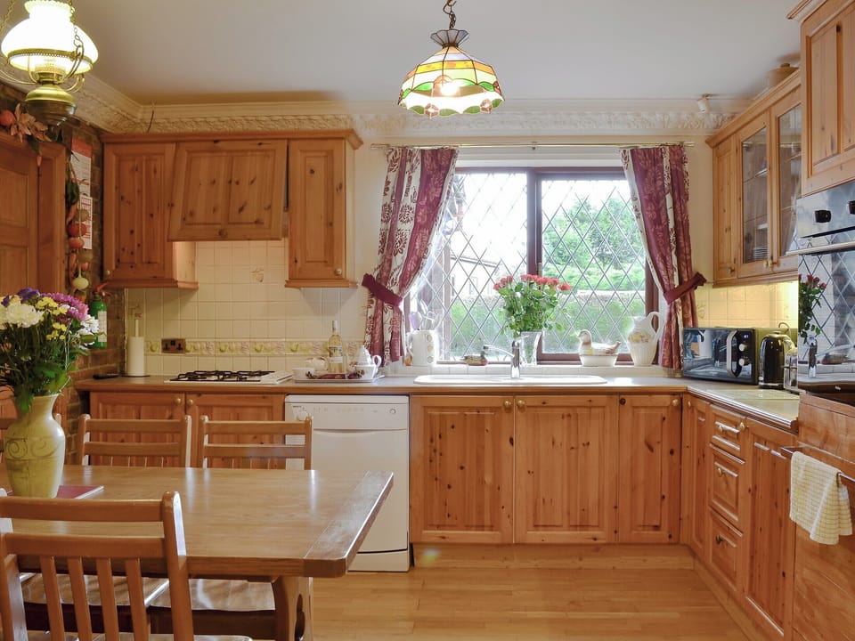 Well equipped kitchen | The Bungalow, Lebberston, near Filey