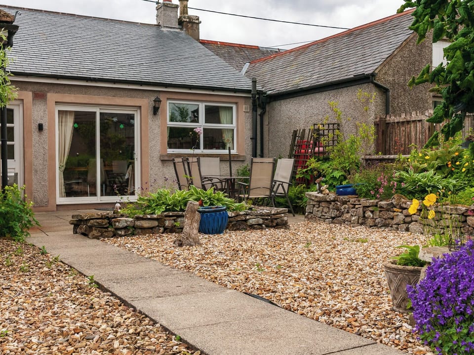 Exterior | Staffin, Newcastleton
