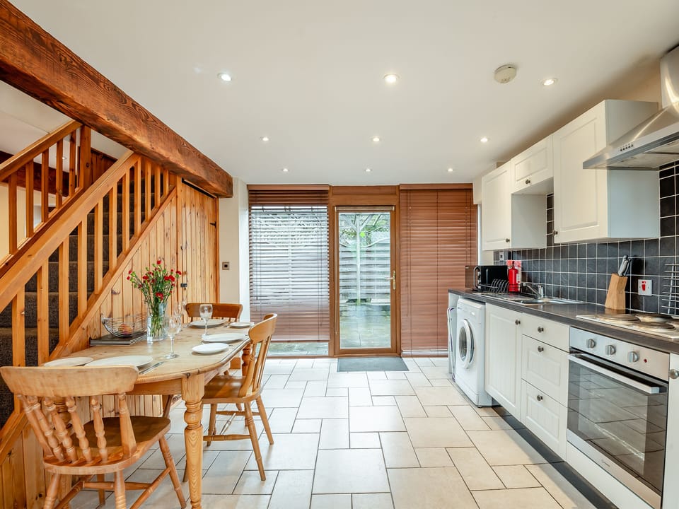 Kitchen/diner | The Granary - Court Farm Holiday Barns, Bream, near Lydney