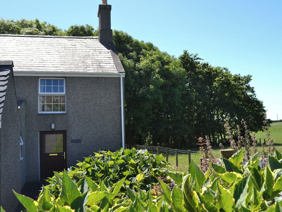 Delightful rural holiday cottage | Bodwi Isaf - Bodwi Farm Cottages, Near Abersoch