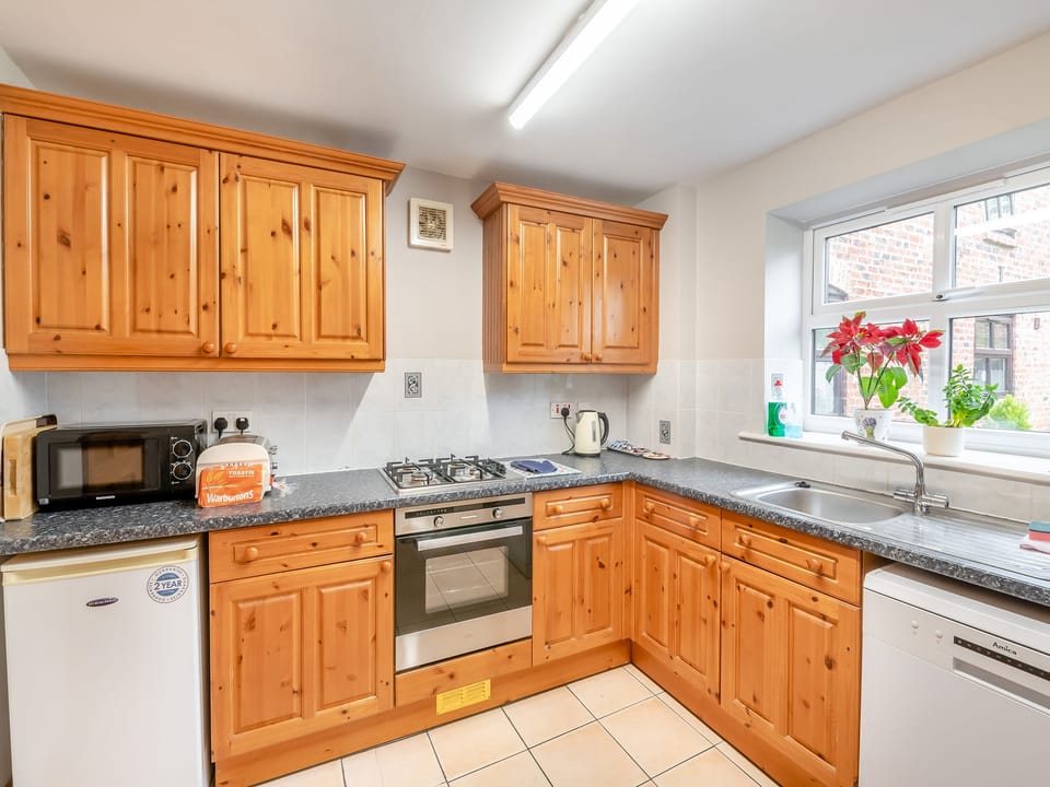 Kitchen | Big Barn - Hopgrove Farm Cottages, York