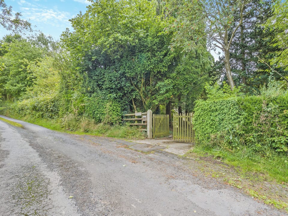 Surrounding area | Steep Holm - Hergest Ridge View, Kingswood, near Kington